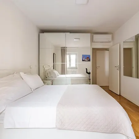 Cdt Duomo Apartamento